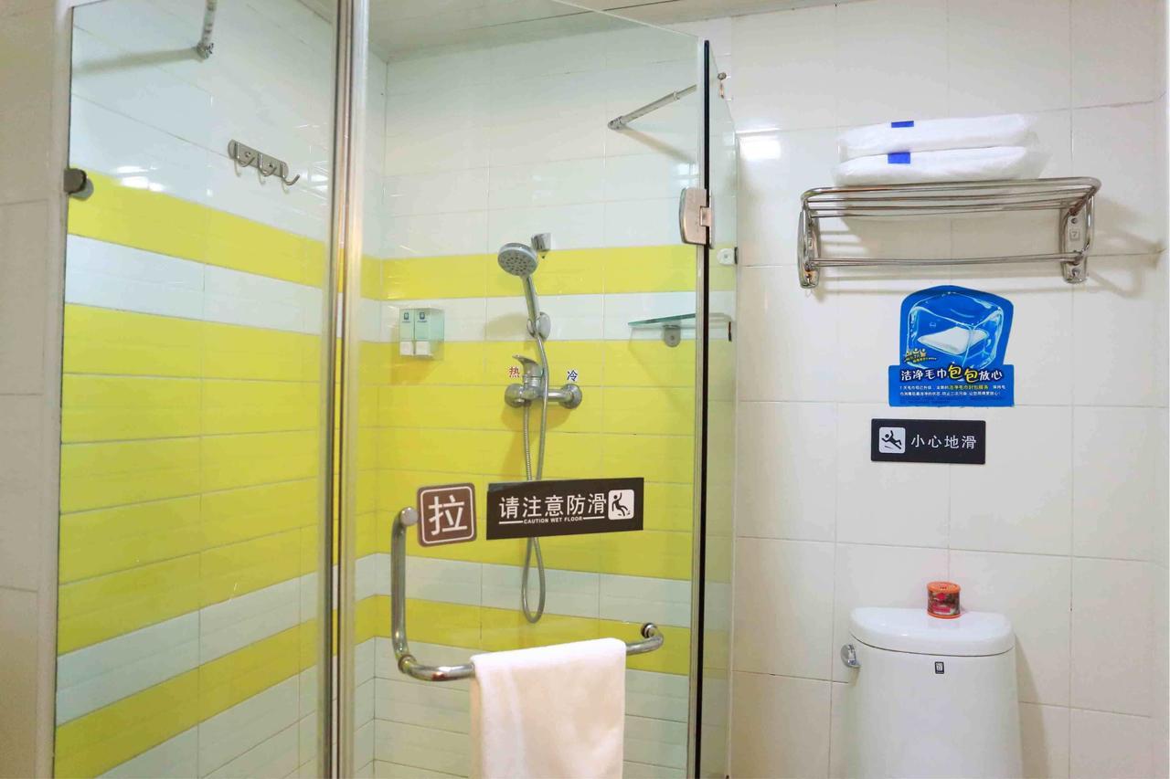 365 Hotel Haimen Ruang foto