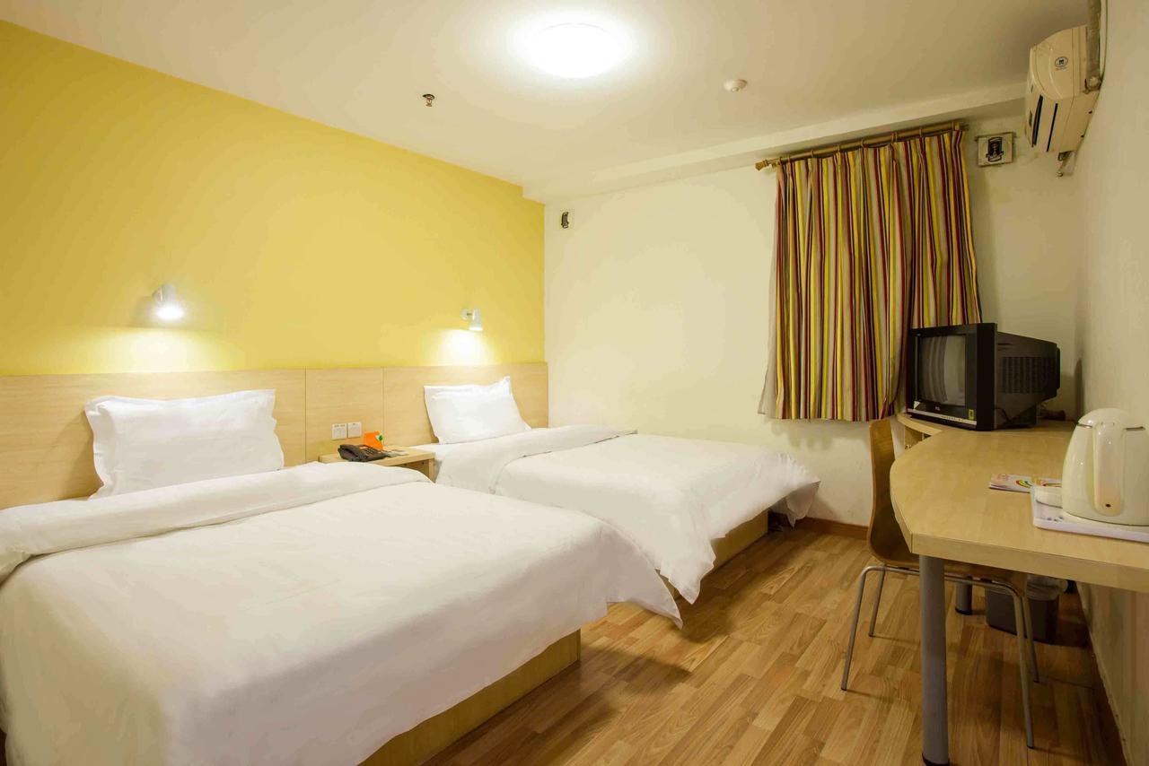 365 Hotel Haimen Ruang foto