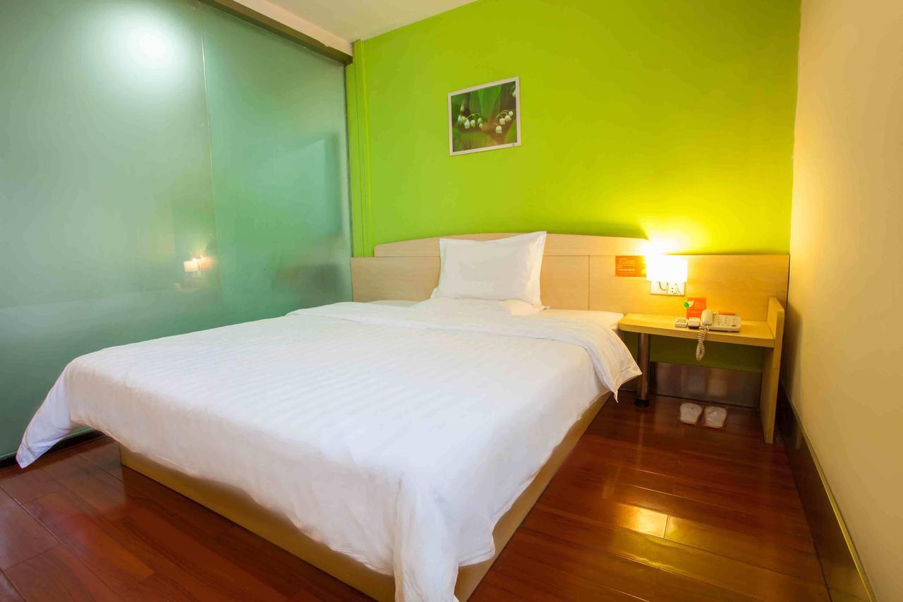 365 Hotel Haimen Ruang foto