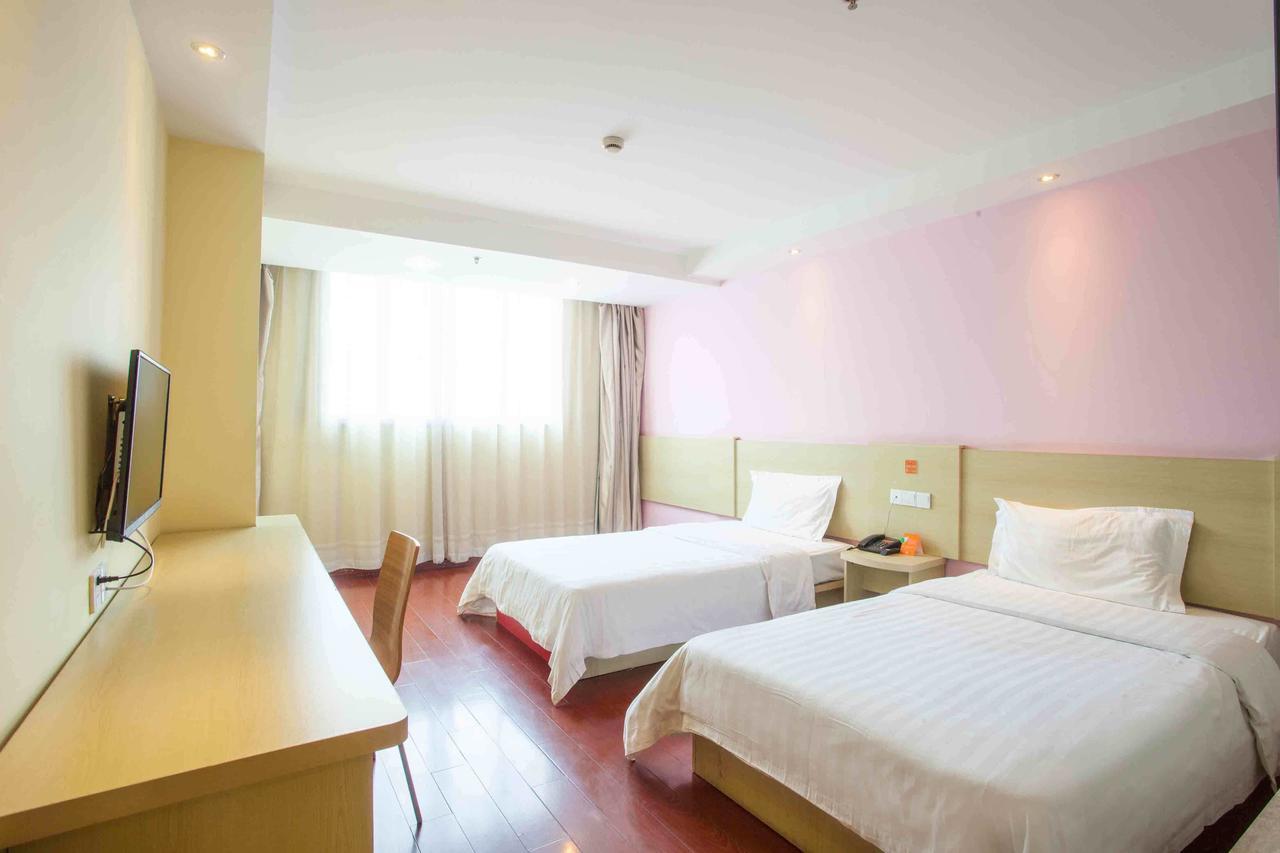 365 Hotel Haimen Ruang foto